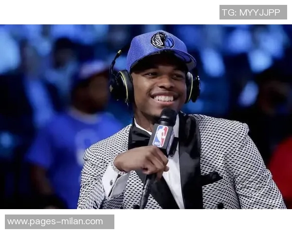 独行侠宣布裁掉小丹尼斯史密斯班顿与厄尔三名球员以调整阵容 独行侠宣布裁掉小丹尼斯史密斯班顿与厄尔三名球员以调整阵容