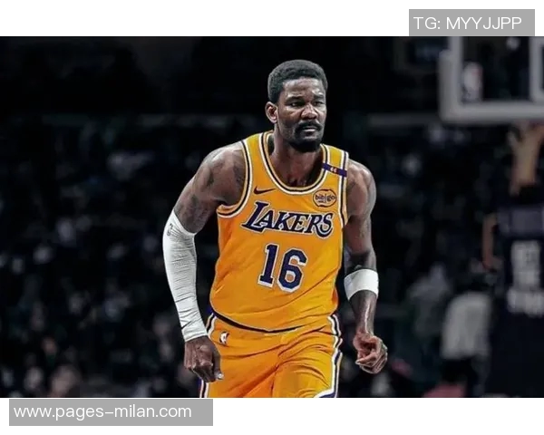 艾顿谈与东契奇合作心得强调内线施压需耐心与快速移动 艾顿谈与东契奇合作心得强调内线施压需耐心与快速移动